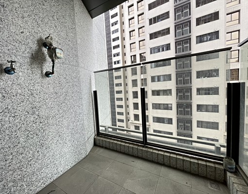 京懋会辦公室,格局方正,採光佳,南來北往/搭車便利 - Image 6