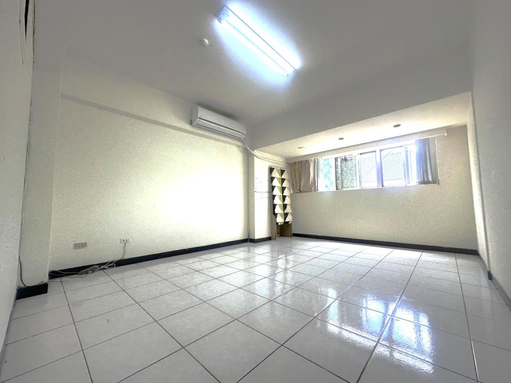 達哥嚴選【皇家特區】內壢後站商圈超值大3房