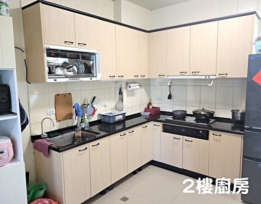 A8【伯爵美墅】三面採光環境清幽5房車-威爾森推薦 - 591租屋網 - Image 4