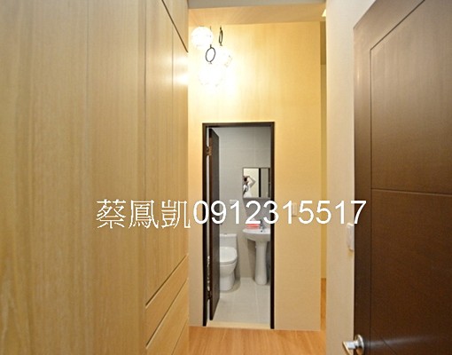 全新裝潢/美麗華商圈旁/綠意挑高3房+平面車位+大庭院 - Image 7