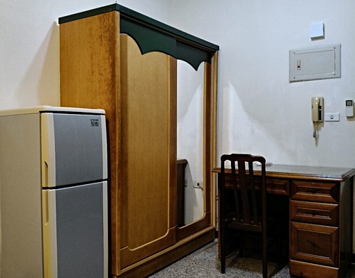 市府旁/電梯套房/限女/可租補 - Image 11