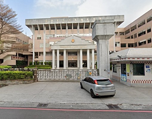 免仲介費太原車站旁兩房公寓~家具家電齊全即可入住 - Image 13