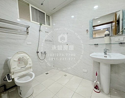 可補助入籍寵物.桃園夜市商圈大坪數翻新美三房含車管 - Image 12