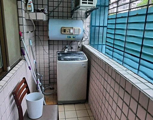信義凱撒電梯大套房(家電俱全) - Image 4