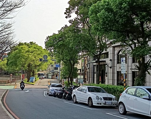 方正店面~新中壢三鐵雙線道.遇水則發.生財有道 - Image 2