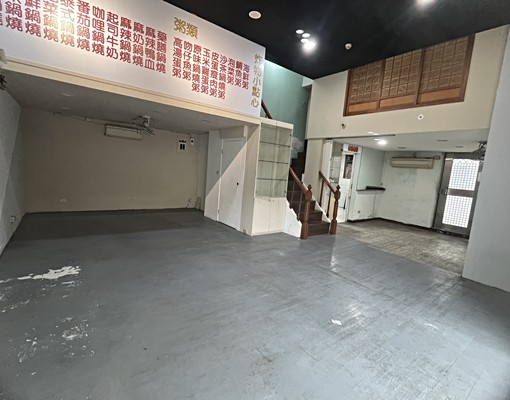 福邸龍門🌞馬路旁1樓✨可店面+住家 - Image 1