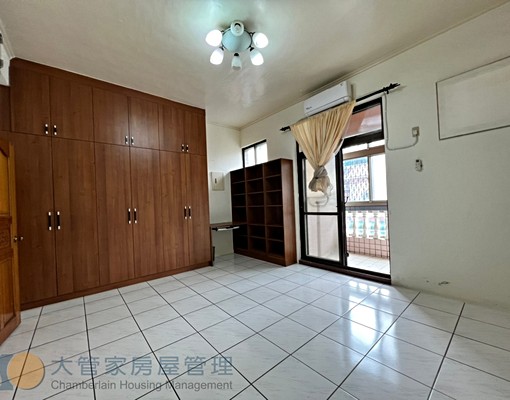 稀有物件大坪數透天美屋出租有車庫 - Image 11