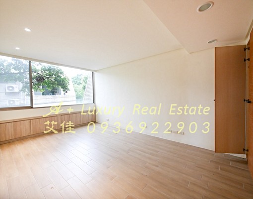 陽明山別墅私人大花園有警衛管理Guard近TES - Image 14