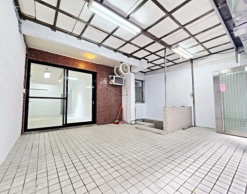 象山🚇可租補⭕️可住辦工作室💫含車位✨有地下室使用儲存空 - Image 1