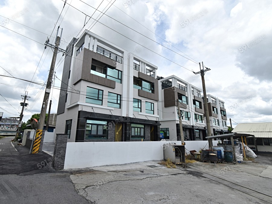 虹苑六星-電梯透天實景圖