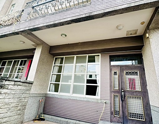 74東海福科澄清🌺秒殺別墅4房🌺車庫🌺租補戶籍🌺現況 - Image 2