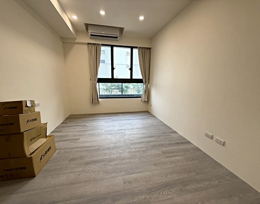 尊信社宅/可補助免仲介費/可養貓/2樓小露臺/家具家電可談J - Image 2