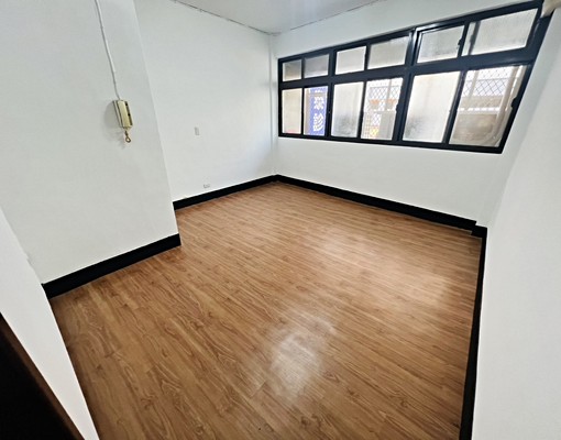 新整理美寓三房可戶籍-方正屋況優-神近家樂福 - Image 4