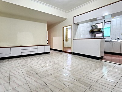 近高雄醫學院.捷運後驛站2樓公寓/三面採光/6米活巷