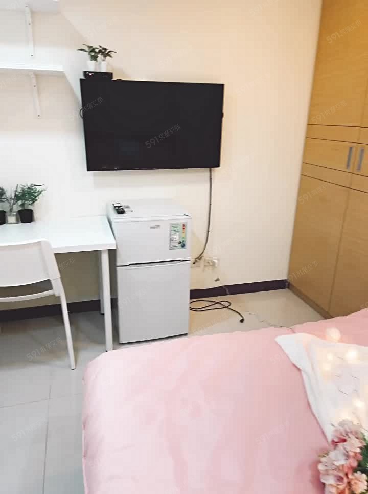 5分鐘蘆洲捷運●近國小●個人家具●包水電網●獨立電表 - Image 1
