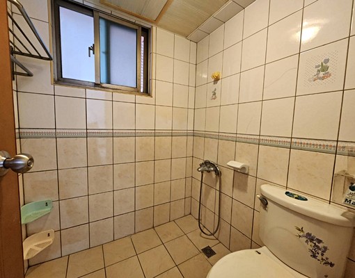 可租補|可報稅|近A8長庚商圈🐈九揚報喜|邊間採光4房 - Image 4