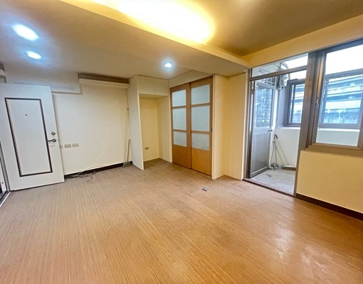 屋主自出租內湖捷運站旁走路1分鐘,公寓3樓 - Image 6