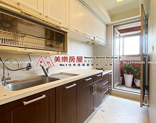 美樂*近象山MRT*信義電梯平面四房雙衛浴有陽台*可寵 - Image 9
