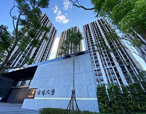 💎大坪林小碧潭💎稀有B1室內平面大車位💎出租 - Image 1