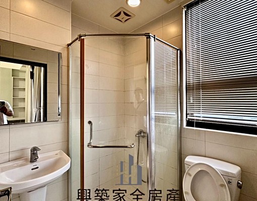 ‼️近中國醫、家樂福|溫馨套房|有室內機車位可停 - Image 5
