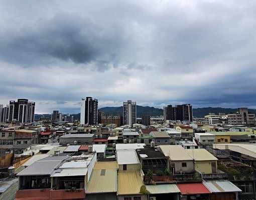 竹東長春路三段商圈電梯有整理大廳大房有陽台 - Image 15