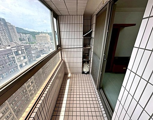 新台五m國泰皇家天下景觀3房 - Image 13