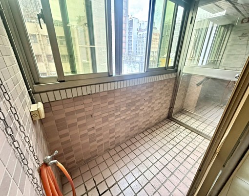 大橋頭/雙連站5+1房‧可申請補助‧3個陽台‧24H保全 - Image 5