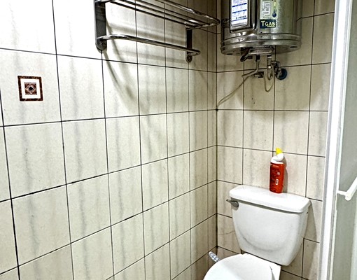近世貿🏡優質舒適套房/含水網路第四台 - Image 8