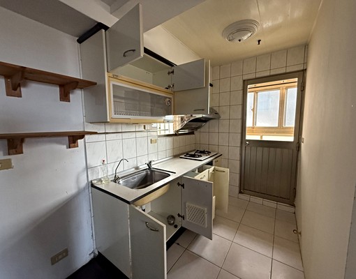 可租補~免服務費~後寮3房車 - Image 4