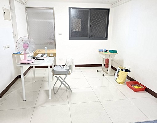 免仲費文化北路7巷X號1樓18坪1房1廳租18500台北橋捷 - Image 1