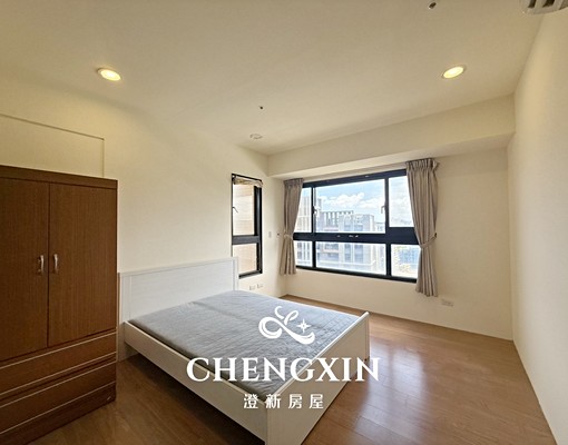 3房近高鐵可談入戶籍可補傢俱平面樓上車位飯店管理游泳池 - Image 11