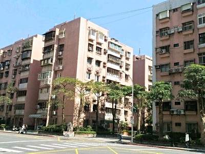 南京三民/林蔭靜巷/朝外綠意/三房車位*中信葉玲玲