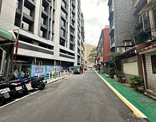 🏆【大南門冠軍團隊】雙捷運紀念堂電梯套房 - Image 4