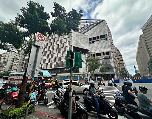 🏆【大南門冠軍團隊】雙捷運紀念堂電梯套房 - Image 6