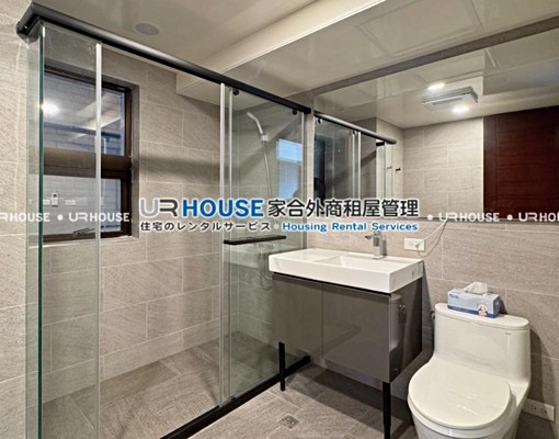 MRT忠孝新生。寬敞舒適大空間。黃金地段。高樓景觀。ENG - Image 9