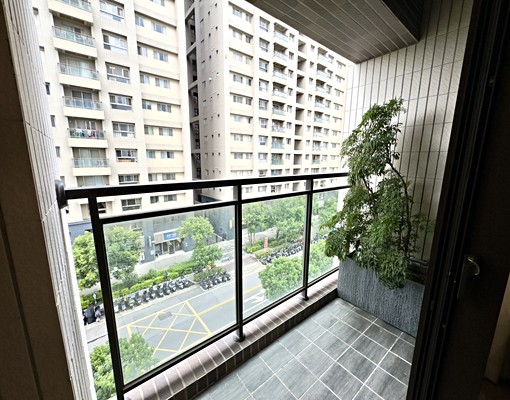 A7體育大學|屋主自住釋出|陽光三房,小家庭首選!免仲介費! - Image 2