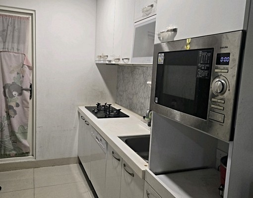 光華夜市及文化中心鬧區透天 - Image 1