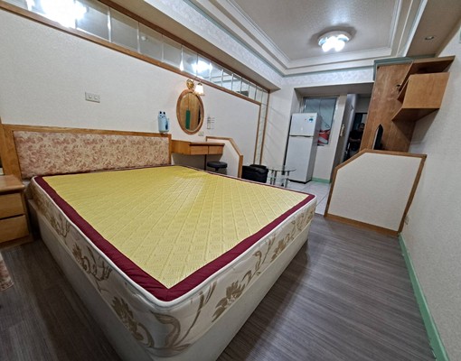 巨蛋及凹子底捷運站|明華國中|優美陽台套房|含管免仲介費 - Image 7