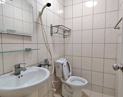 近武聖夜市優質套房✅室內機車位 - Image 5