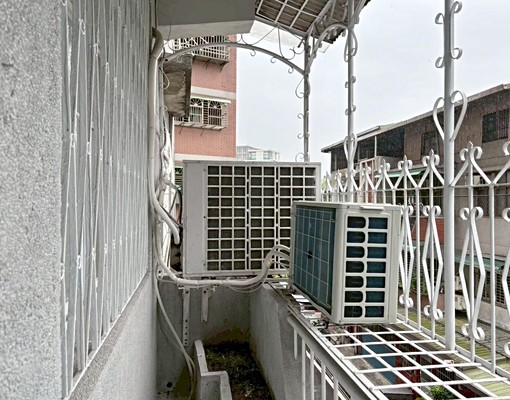 版新站純淨三房出租 - Image 8