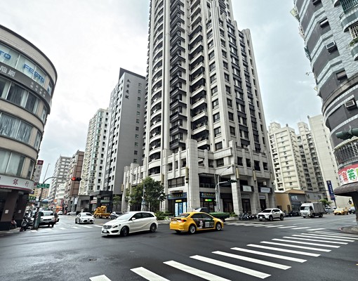 左營高鐵商圈/鑫悅/全新1+夾/金店面 - Image 11