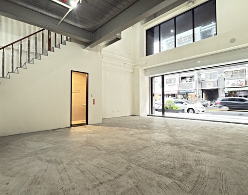 左營高鐵商圈/鑫悅/全新1+夾/金店面 - Image 3