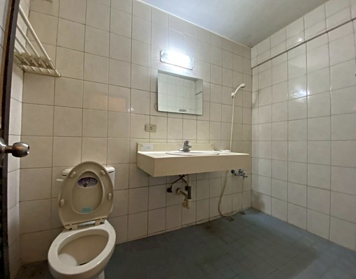 🍎社會住宅🍎苓雅建國ㄧ路✨4房2廳2衛3陽台✨ - Image 1