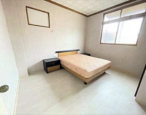 三民高中捷運/邊間大兩房~前陽台進出/民權路商圈 - Image 4