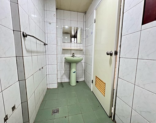 精選板橋府中捷運~便宜電梯套房~看屋要快 - Image 9