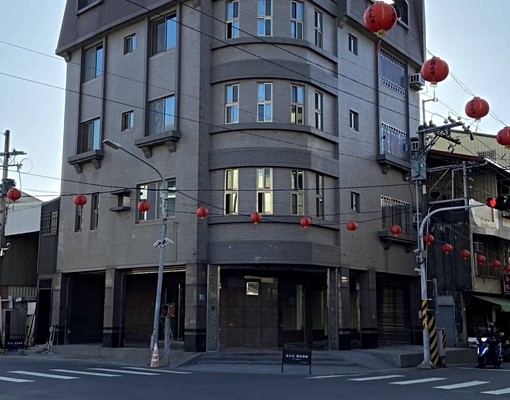 大玉井三角窗黃金大店面 - Image 2