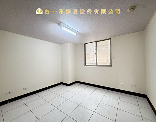 TO免仲可租補|環中商圈4房重新整理釋出~生活機能佳 - Image 8