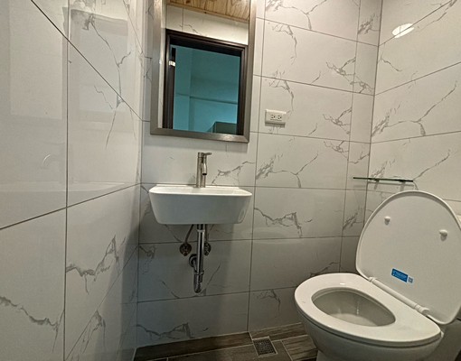 內埔光明街全新可寵豪華透天 - Image 2