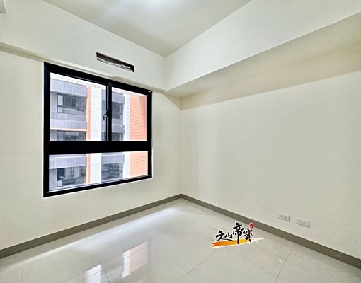 正義車站│可養寵物│綠廳苑全新未住兩房兩衛+車位 - Image 4