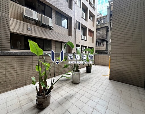 北門西門商圈,雙捷運,專有大露台可寵 - Image 10